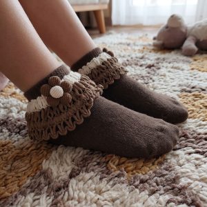 جوراب مجلسی دخترانه 1ماه تا 8 سال تک گل قهوه ای کد 11884